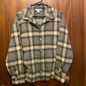 Old Navy women’s boyfriend flannel shirt.  Size XL.  NWT.